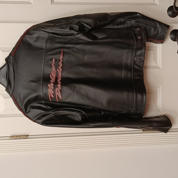 Harley-Davidson Authentic Heavyweight Leather Riding Jacket. - Picture 3 of 16